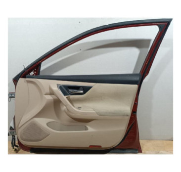 Puerta Delantera Derecha Nissan Maxima 2009 al 2014 (Usado)