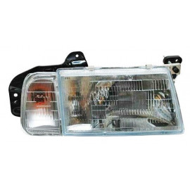 Faro tracker 90-98 c/cuarto c/base tyc der