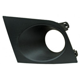 Parrilla tiida 07-18 p/faro niebla 352 der